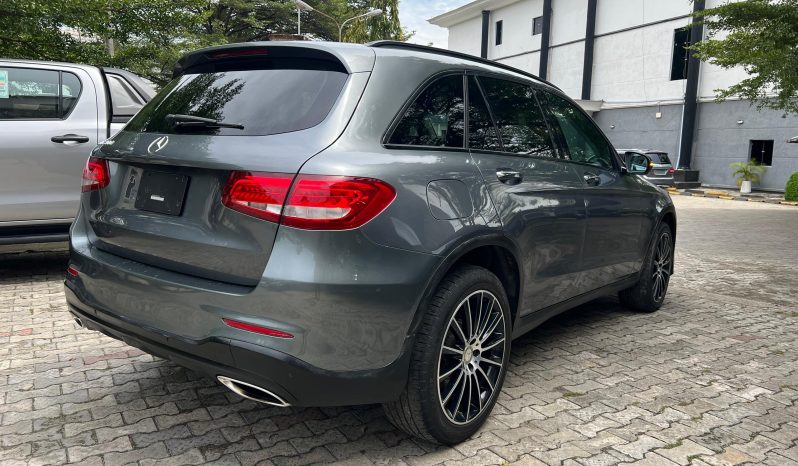 
								2016 Mercedes-Benz GLC 300 full									