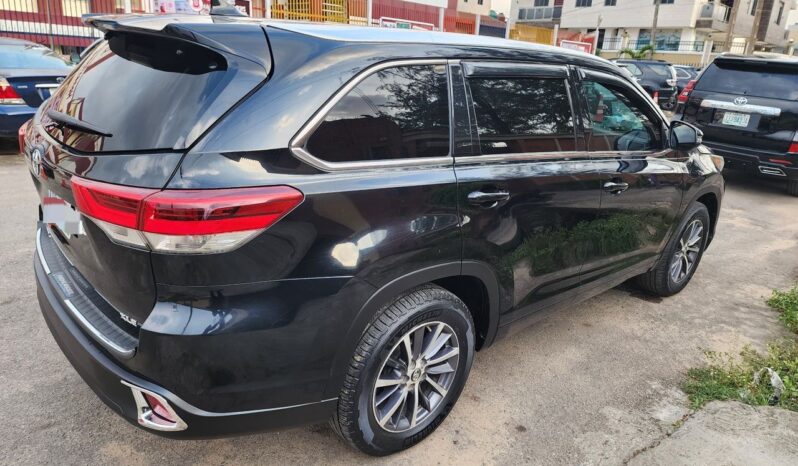 
								2018 Toyota Highlander full									