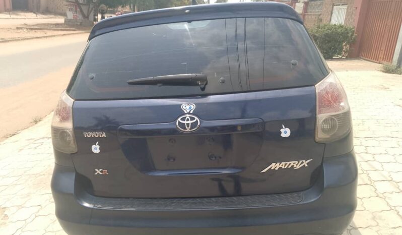 
								2006 Toyota Matrix full									