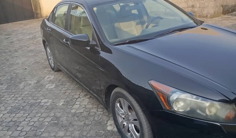 
								2008 Honda Accord full									