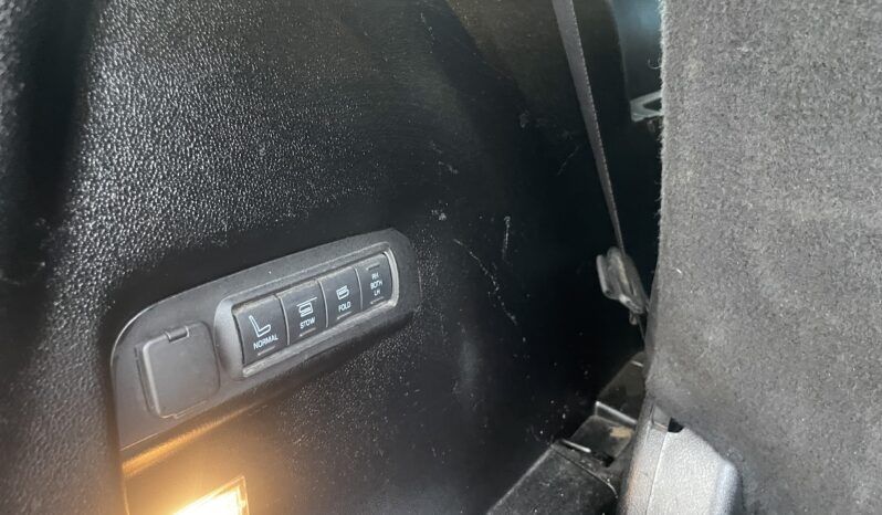 
								2016 Ford Explorer full									