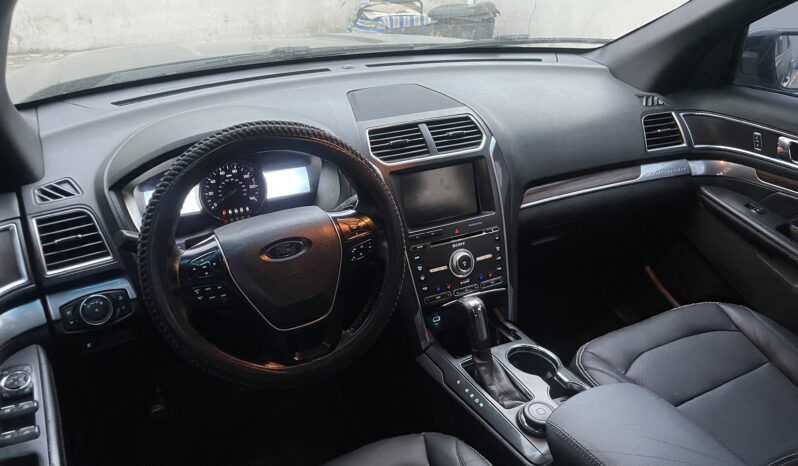 
								2016 Ford Explorer full									