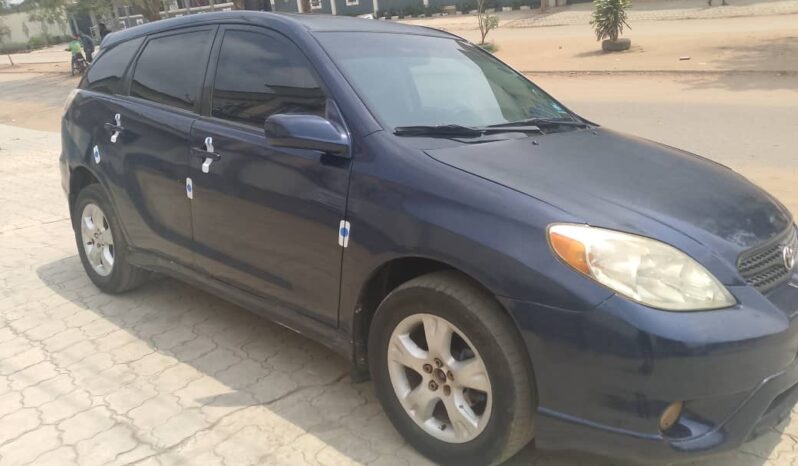 
								2006 Toyota Matrix full									