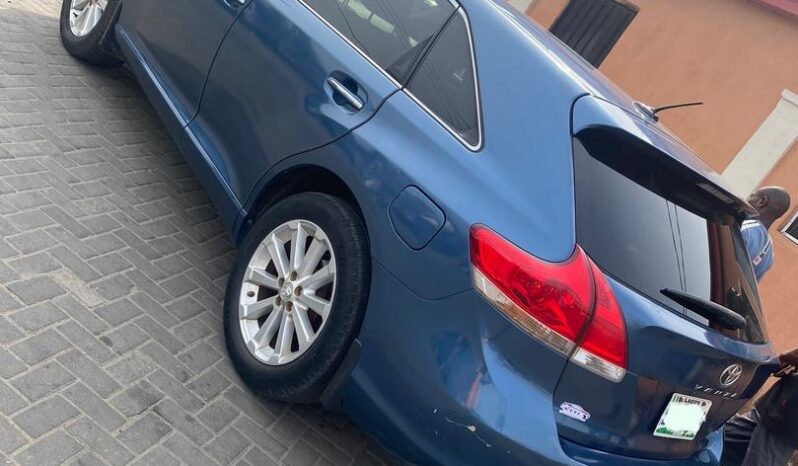 
								2012 Toyota Venza full									