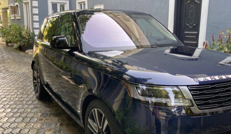 
								2025 Land Rover Vogue full									