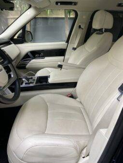 
										2025 Land Rover Vogue full									
