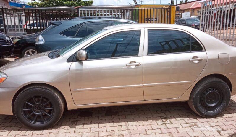 
								2005 Toyota Corolla full									