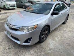 
										2012 Toyota Camry full									