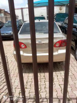 
										2005 Toyota Corolla full									