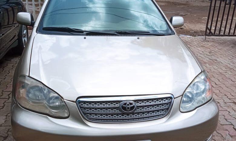 
								2005 Toyota Corolla full									
