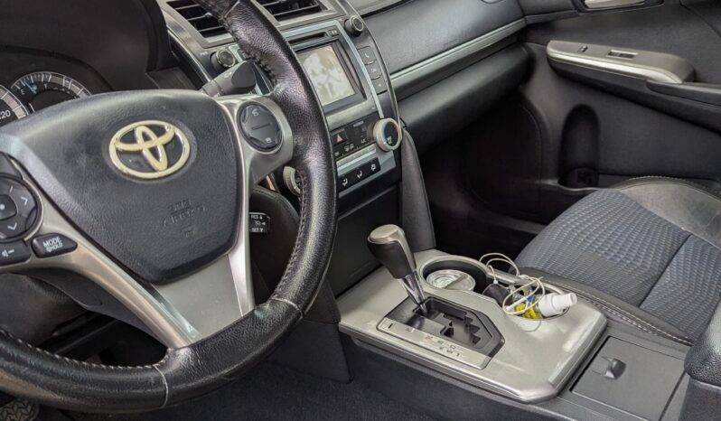 
								2013 Toyota Camry full									