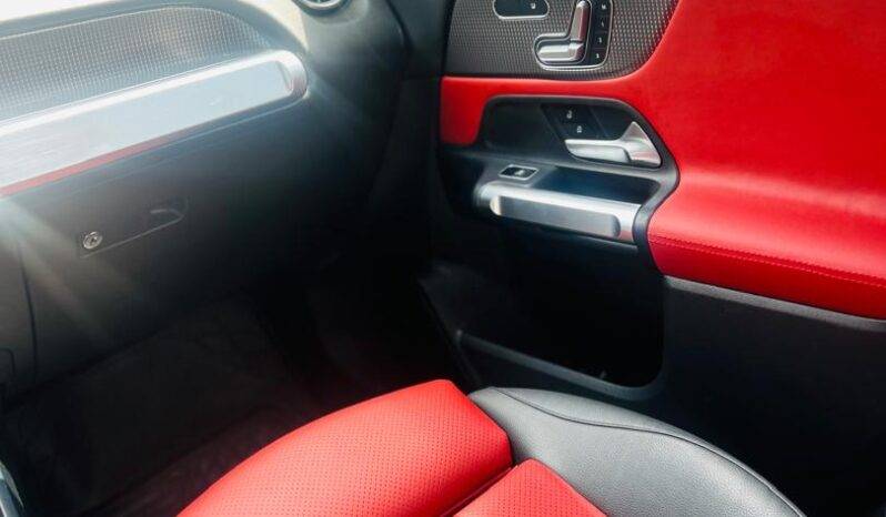 
								2023 Mercedes-Benz GLB 250 full									