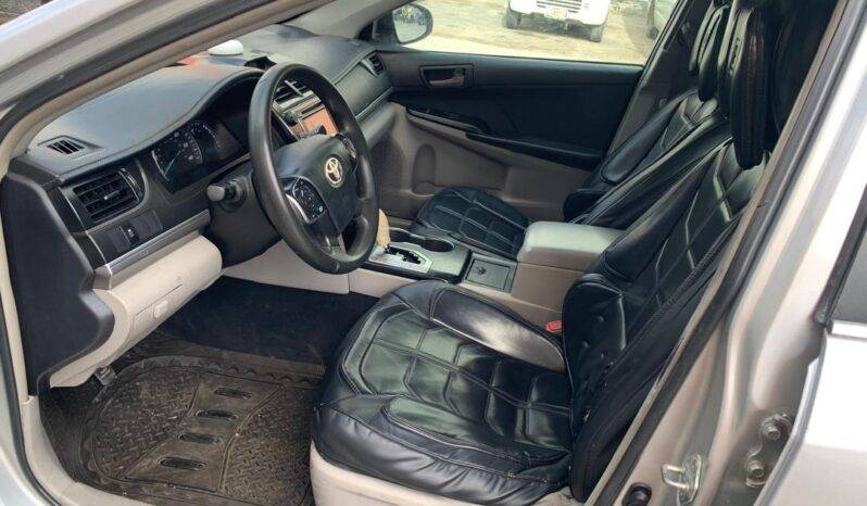
								2012 Toyota Camry full									