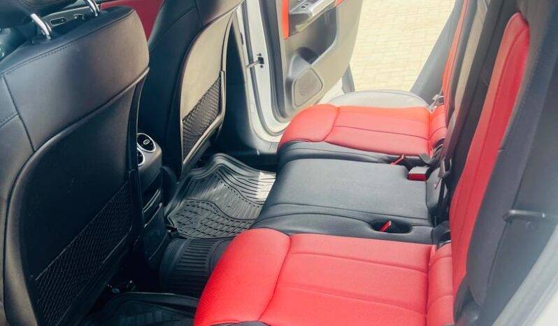 
								2023 Mercedes-Benz GLB 250 full									
