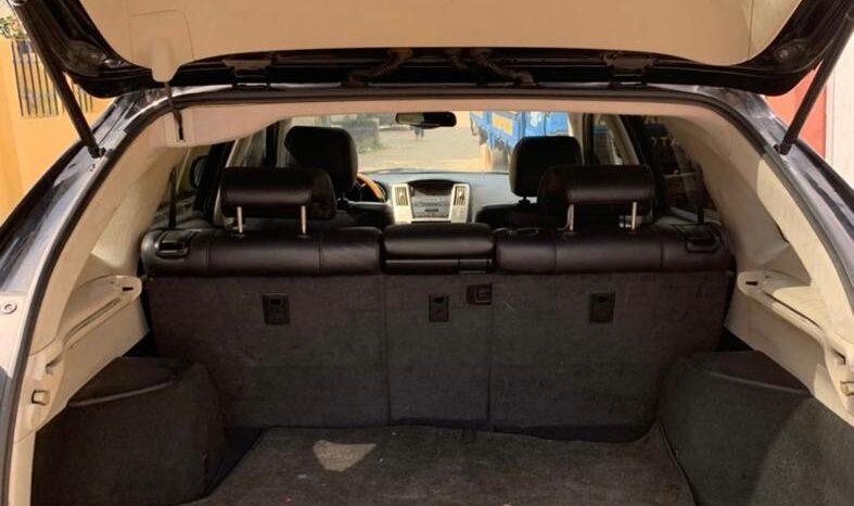 
								2006 Lexus RX330 full									