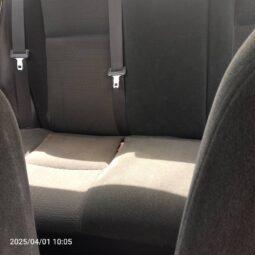 
										2005 Toyota Corolla full									