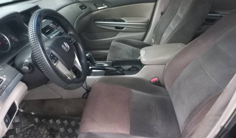 
								2008 Honda Accord full									