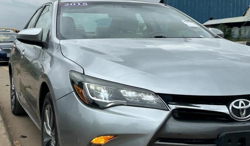 
								2015 Toyota Camry full									