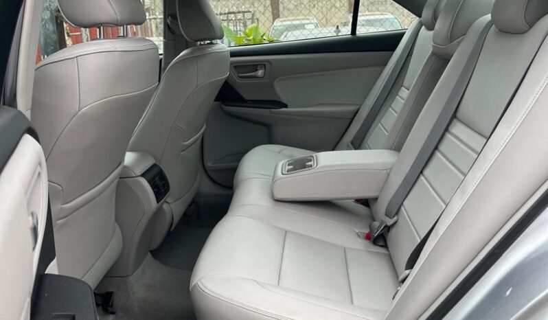 
								2015 Toyota Camry full									