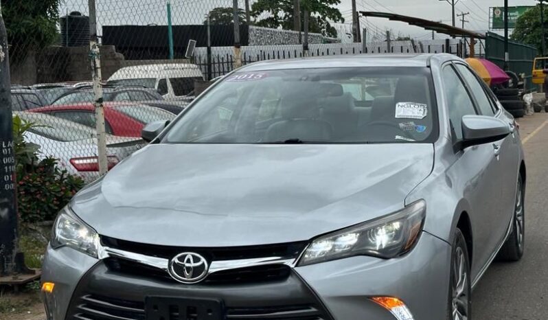 
								2015 Toyota Camry full									