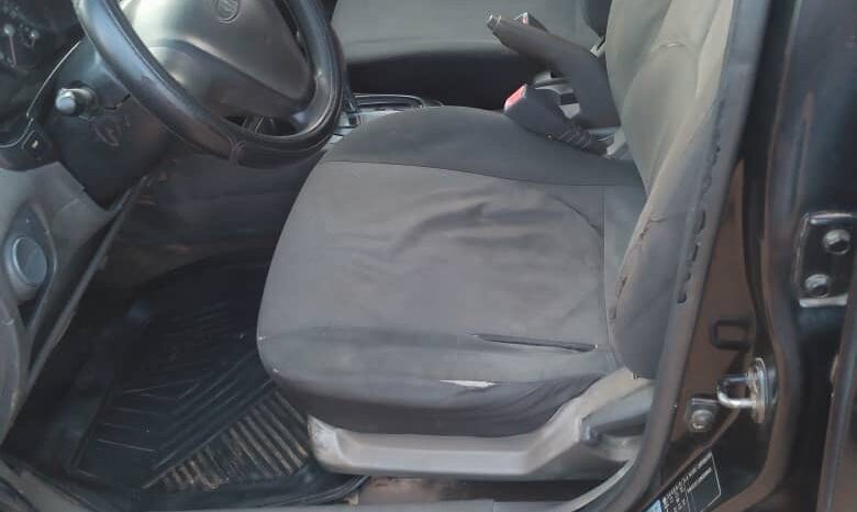 
								2010 Kia Rio full									