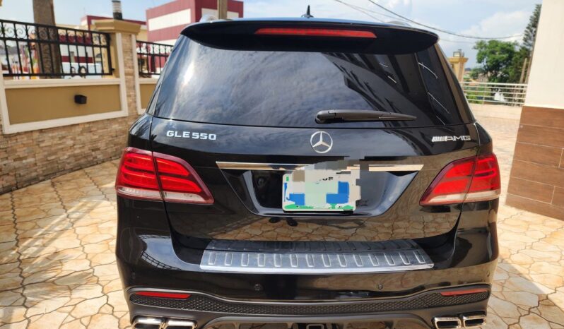 
								2017 Mercedes-Benz GLE 550 full									