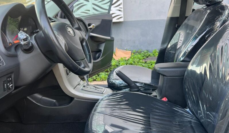 
								2011 Toyota Corolla full									