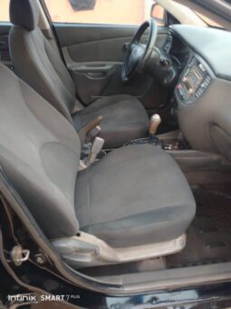 
										2010 Kia Rio full									