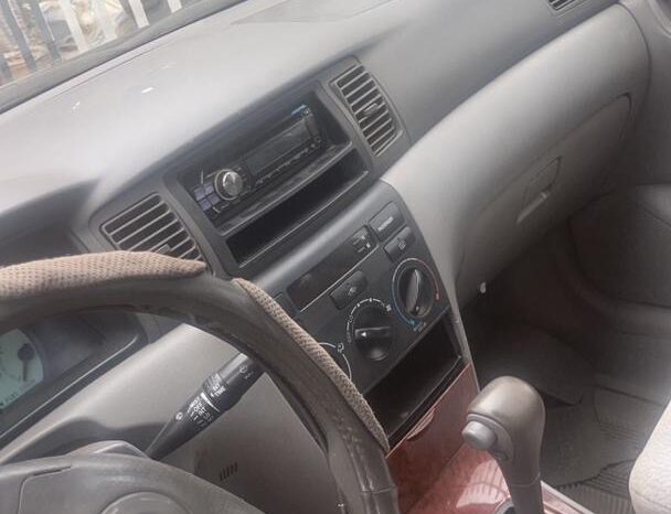 
								2004 Toyota Corolla full									