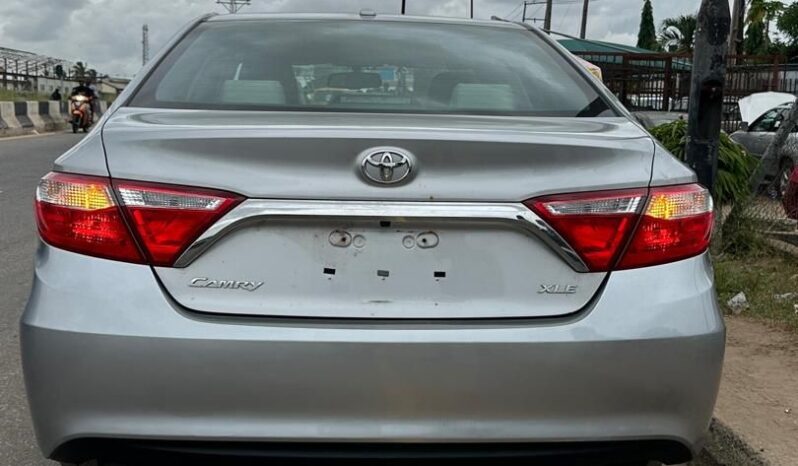 
								2015 Toyota Camry full									