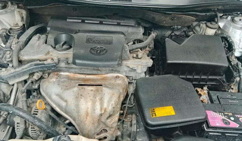 
								2012 Toyota Camry full									