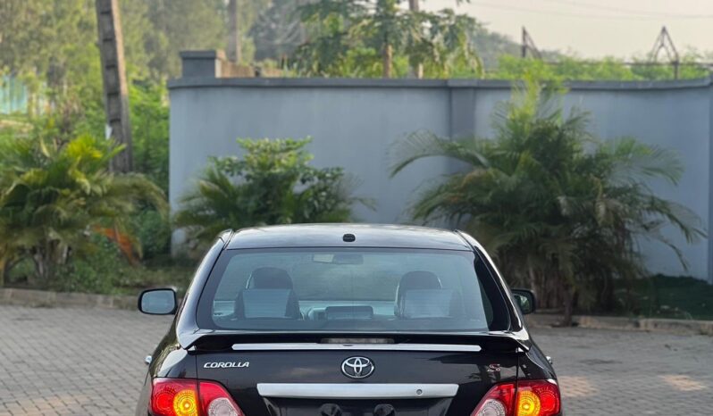 
								2011 Toyota Corolla full									