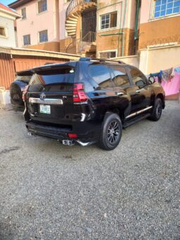 
										2022 Toyota Prado full									