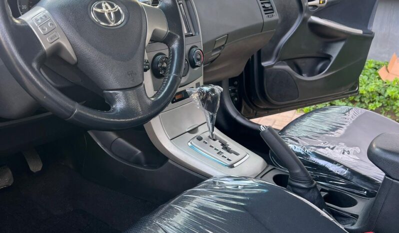 
								2011 Toyota Corolla full									