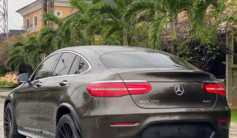 
								2017 Mercedes-Benz GLC 300 full									