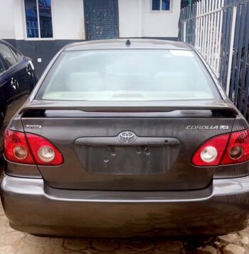 2004 Toyota Corolla