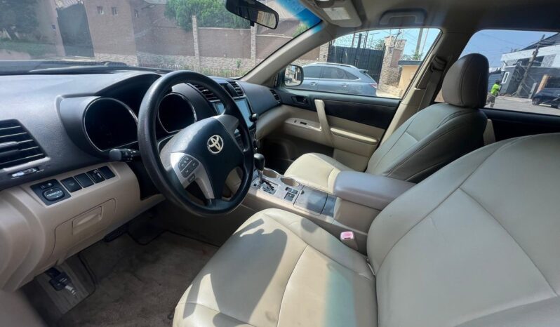 
								2008 Toyota Highlander full									