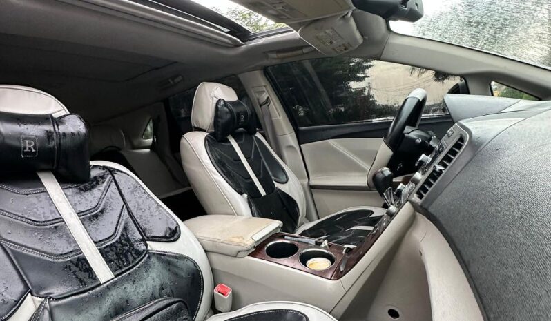 
								2011 Toyota Venza full									