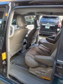
										2012 Toyota Sienna full									