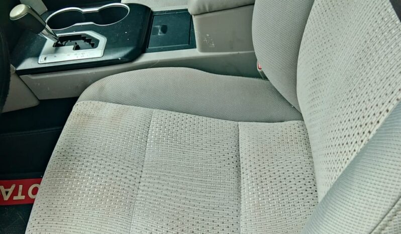 
								2012 Toyota Camry full									
