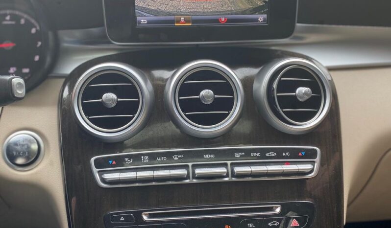 
								2017 Mercedes-Benz GLC 300 full									