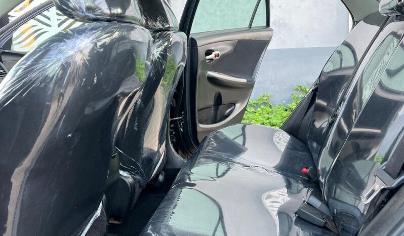 
								2011 Toyota Corolla full									