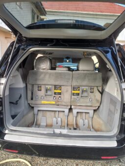 
										2012 Toyota Sienna full									