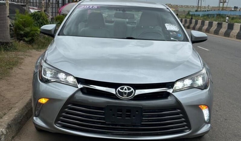
								2015 Toyota Camry full									