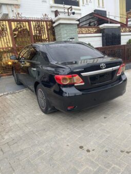 
										2010 Toyota Corolla full									