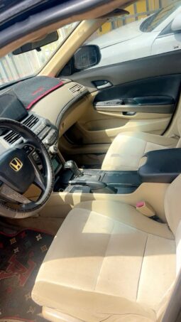 
										2009 Honda Accord full									