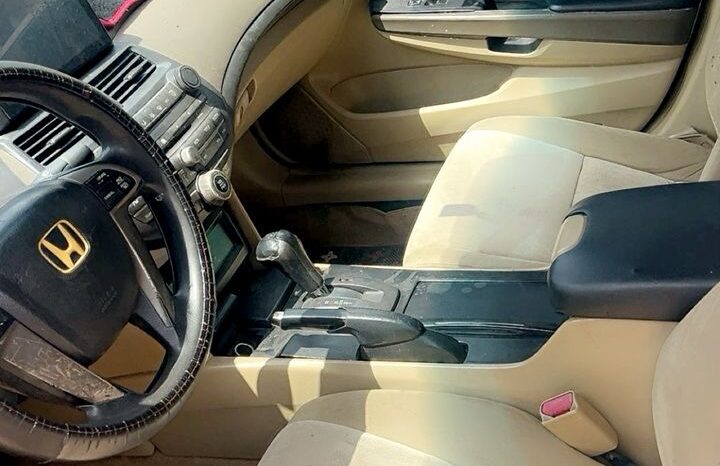 
								2009 Honda Accord full									