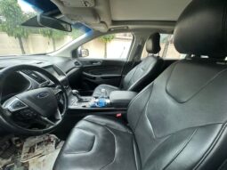 
										2015 Ford Edge full									