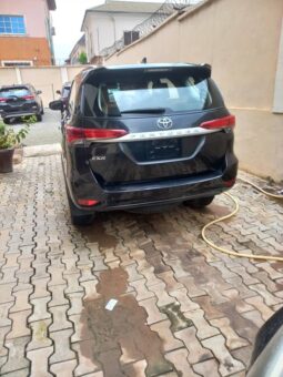 
										2021 Toyota Fortuner full									
