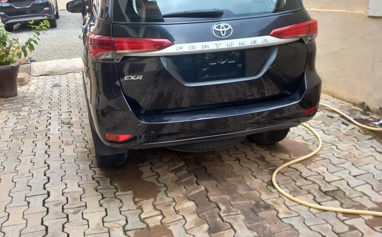 
								2021 Toyota Fortuner full									